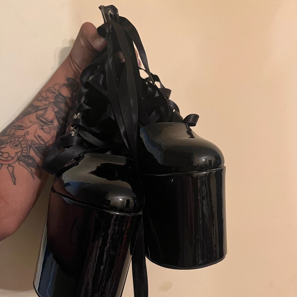 Current Mood Black Platforms ! . - image 3